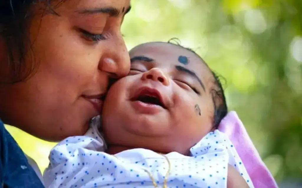 বাংলাদেশে মাদার্স ডে কিভাবে পালিত হয়